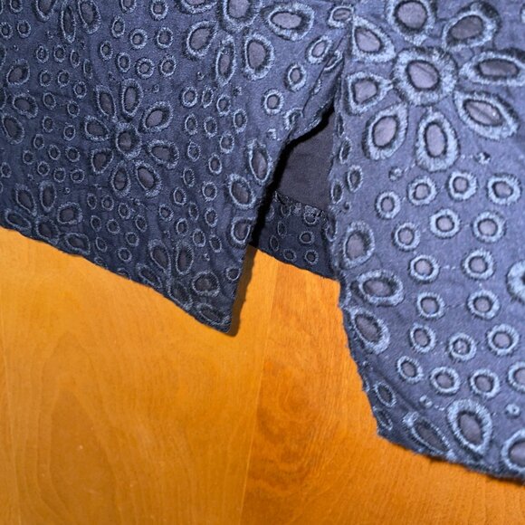 J.Crew No. 2 Pencil Skirt Navy Blue Eyelet Floral Embroidered Womens Size 2 - Picture 5 of 6